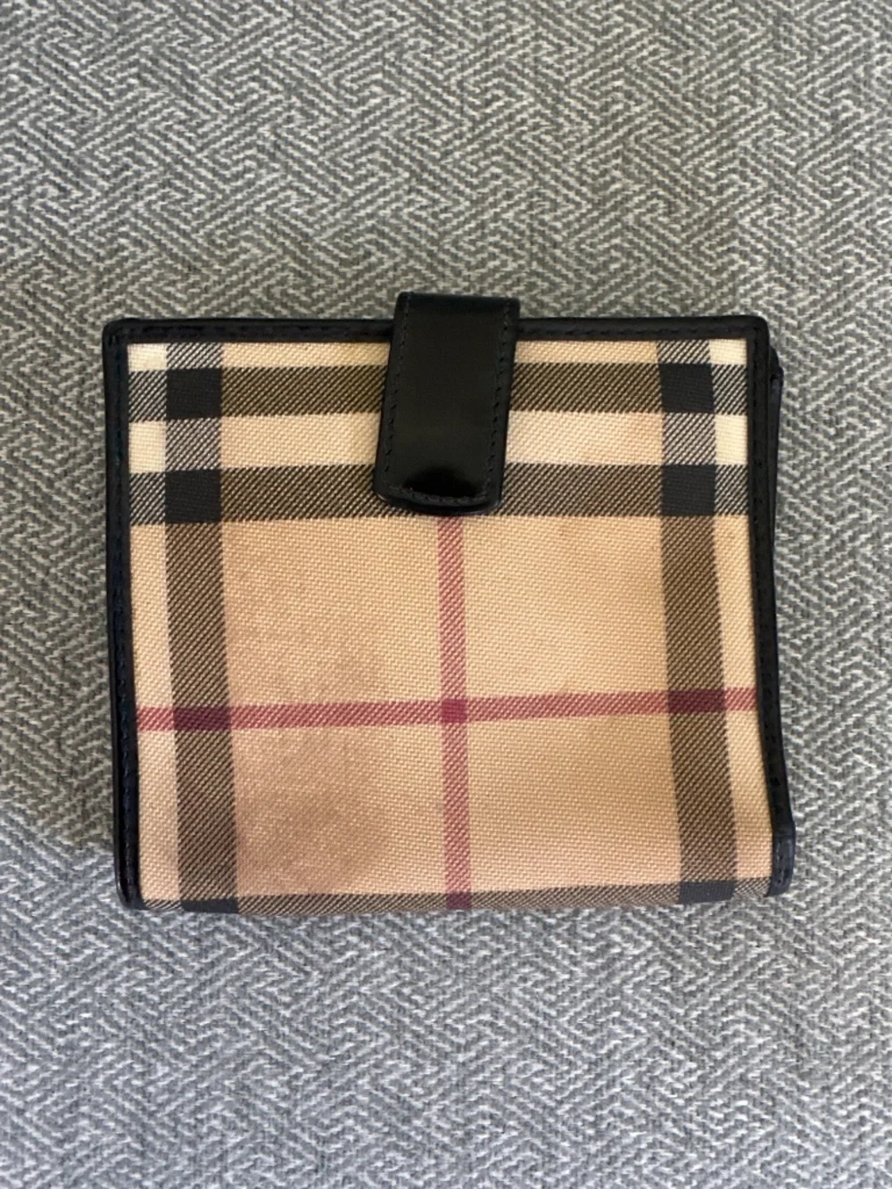 Vintage Burberry Nova Check Black Leather Wallet